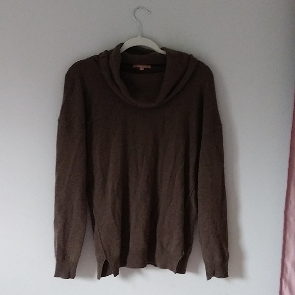 Kier & J Cashmere Sweater brown turtleneck side slits super soft size L - Picture 5 of 13